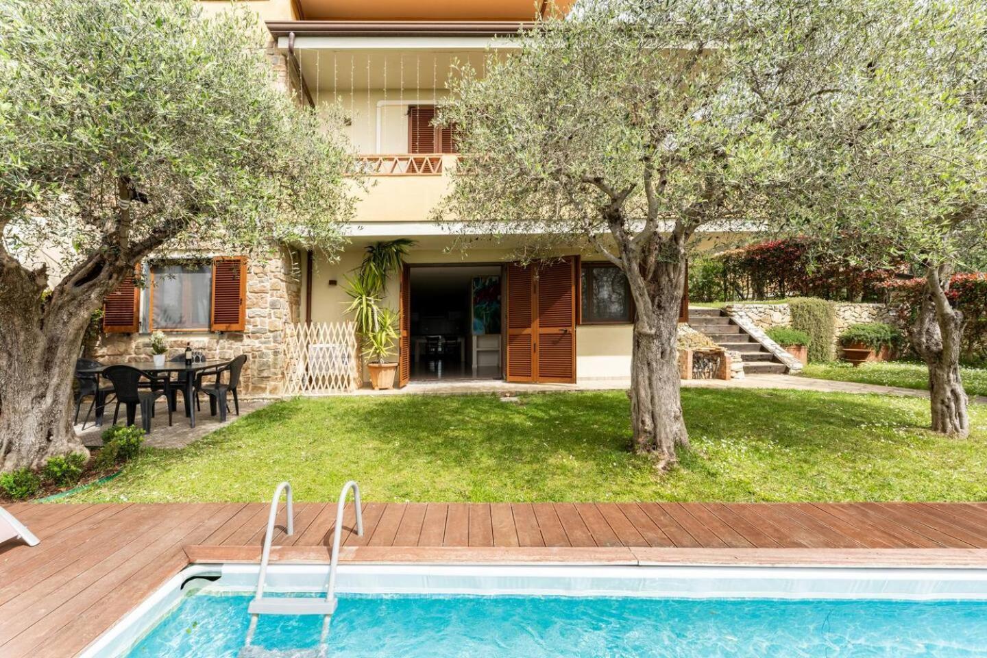 Villa Villacolle มาสซาโรซา ภายนอก รูปภาพ