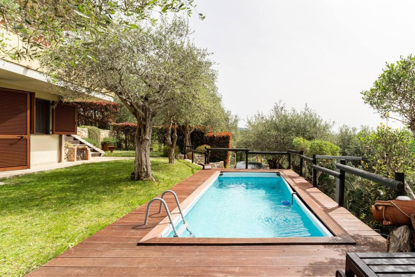 Villa Villacolle มาสซาโรซา ภายนอก รูปภาพ